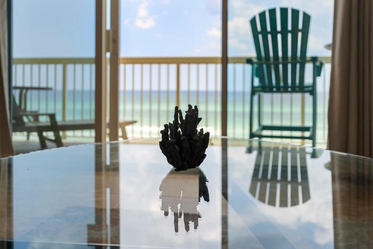 Celadon 307 1 Bedroom 2 Ba Oceanfront Apartment